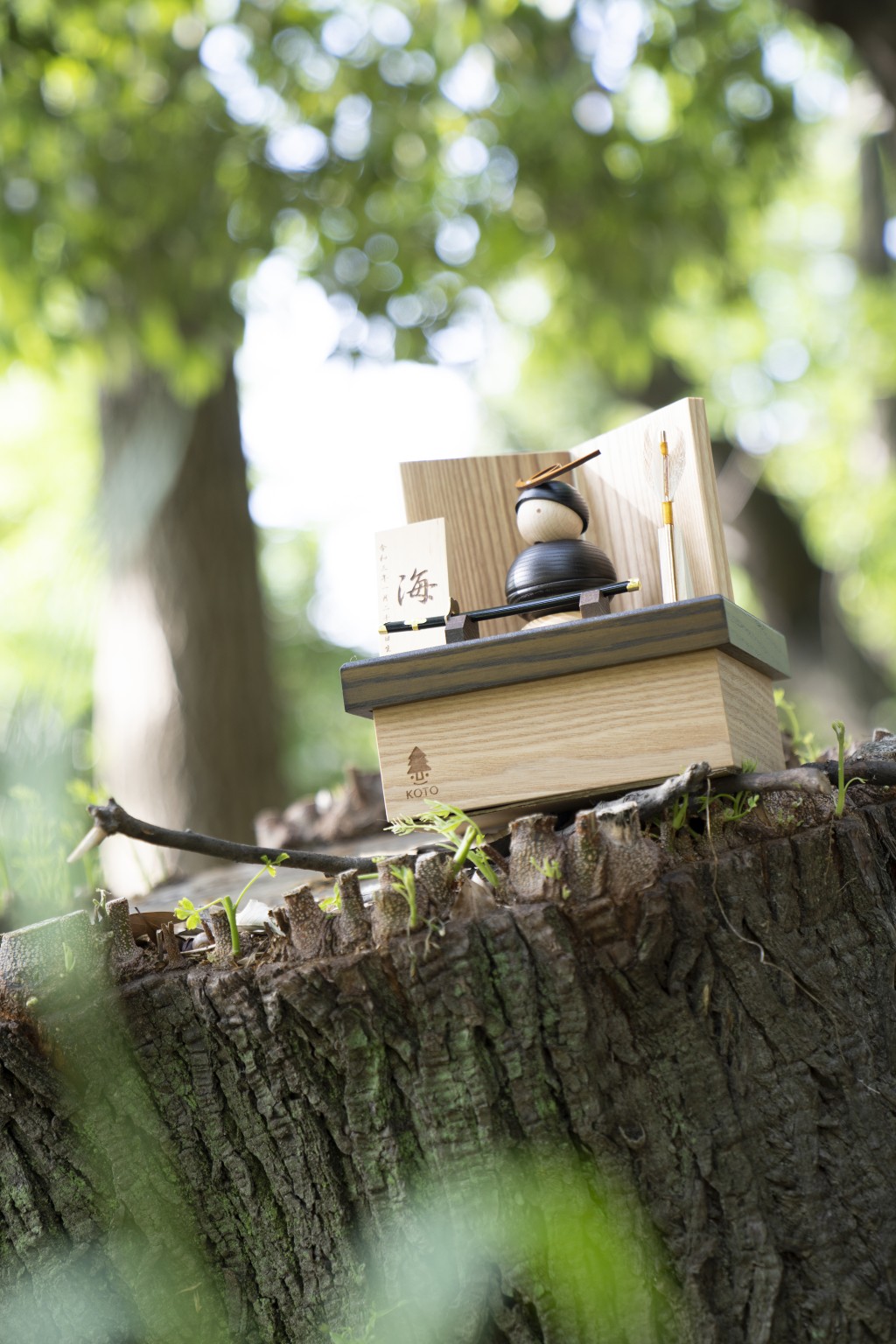 こだわりの国産木材と節句人形との相性