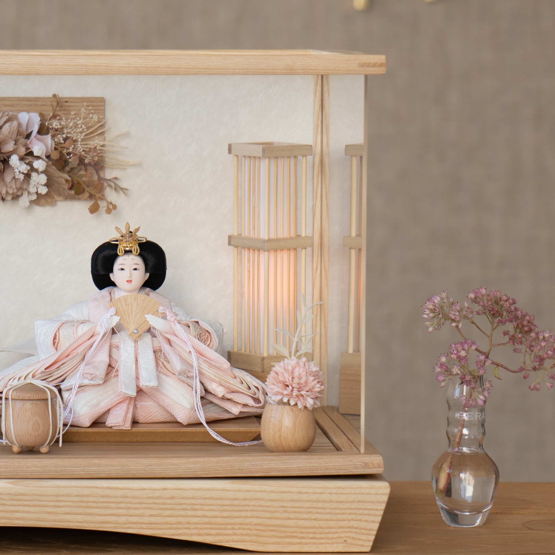 雛人形の「道具」完全ガイド｜雪洞・屏風・貝桶・桜橘…飾りの意味と